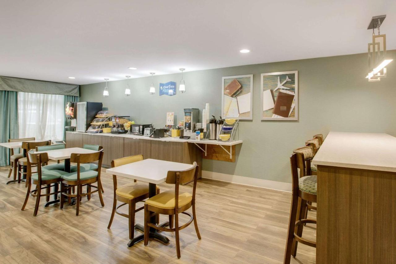 Hotel Clarion Pointe Atlanta Airport College Park Extérieur photo