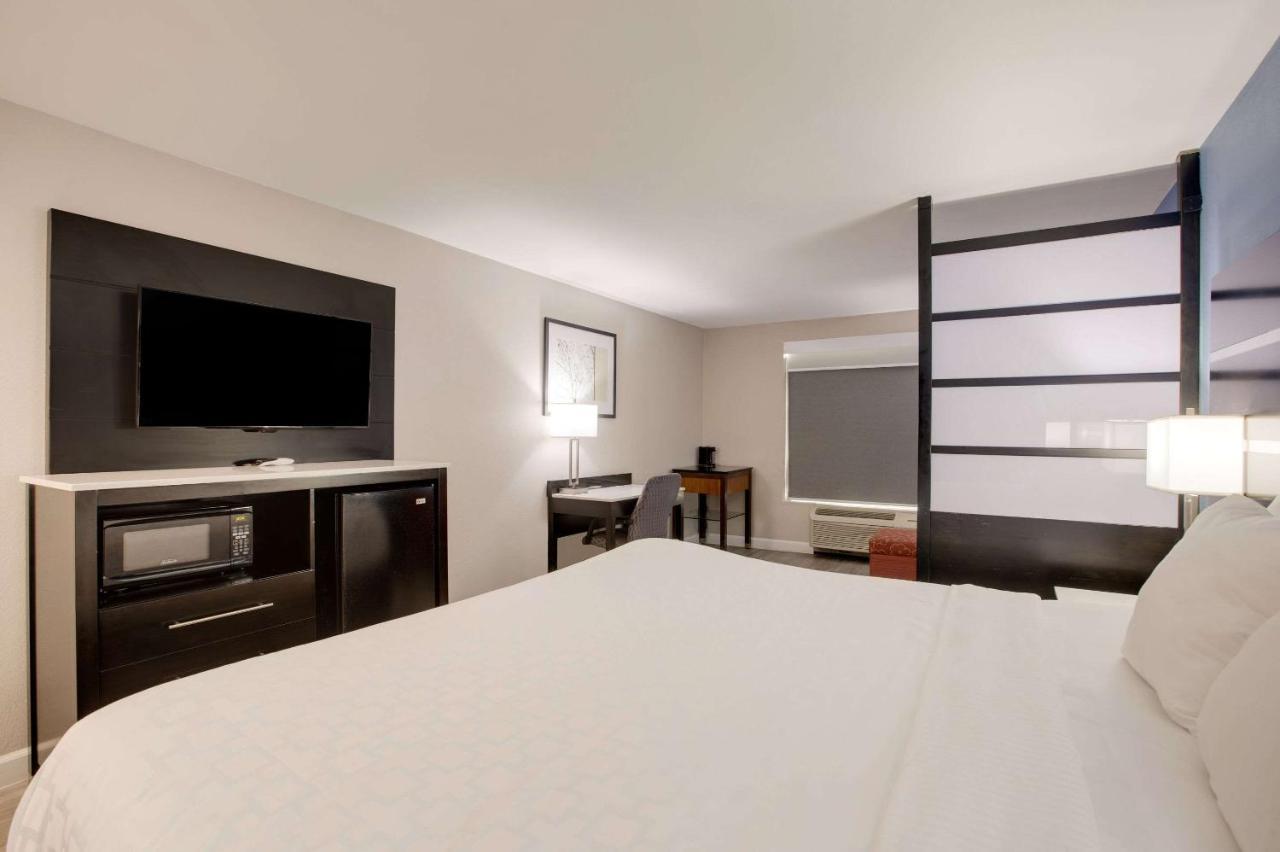 Hotel Clarion Pointe Atlanta Airport College Park Extérieur photo